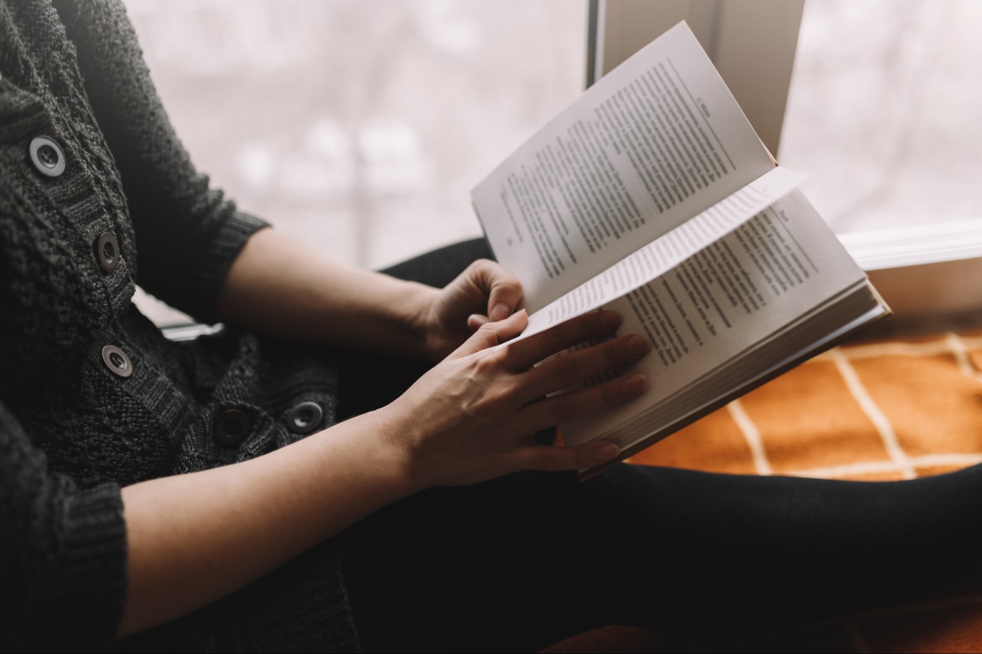 5 Books Every Entrepreneur Should Read Before Starting a Business