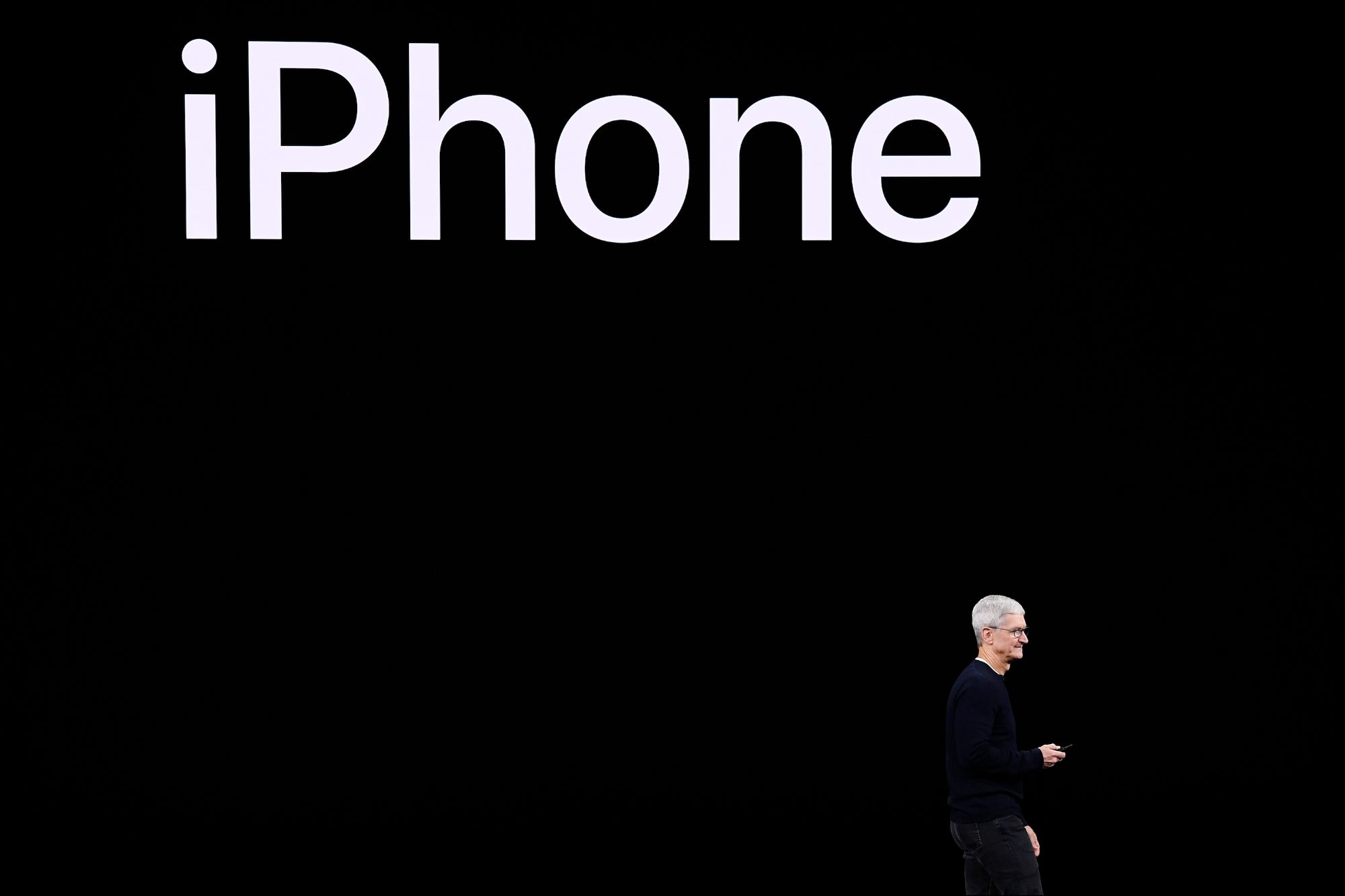 Here's When Apple Plans to Release New iPhones With AI