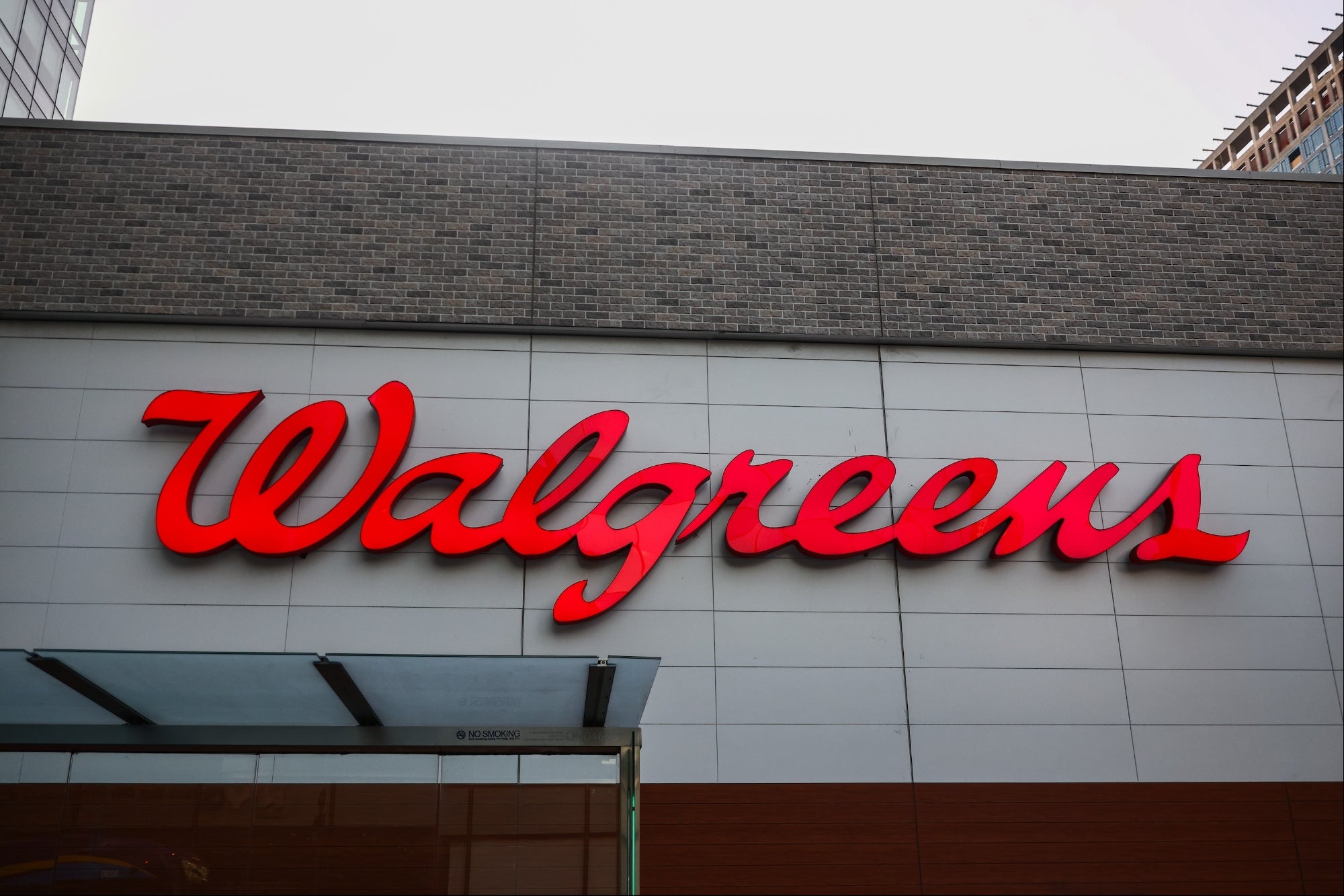 More Robots Will Fill Pharmacy Prescriptions at Walgreens